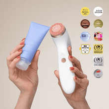Load image into Gallery viewer, ageLOC LumiSpa iO Rose Gold Cleansing Kit - Normal to Combo Skin
